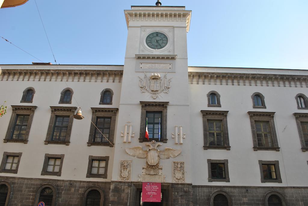 Bed & Breakfast A Castel Capuano Napoli Exterior foto