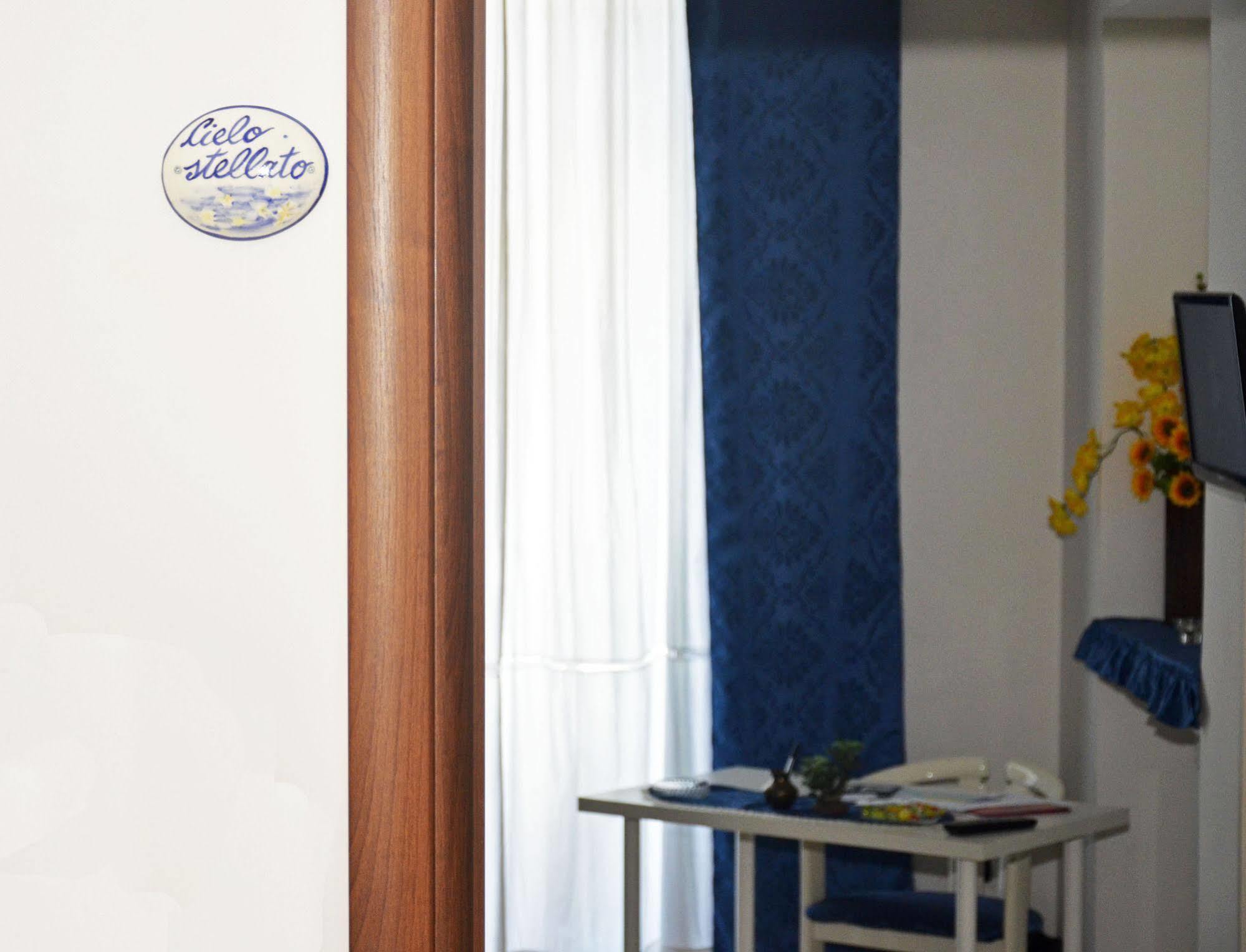 Bed & Breakfast A Castel Capuano Napoli Exterior foto